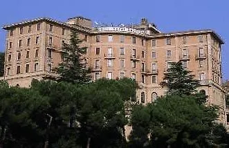 Hotel Jolly