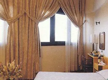 Hotel Jolly